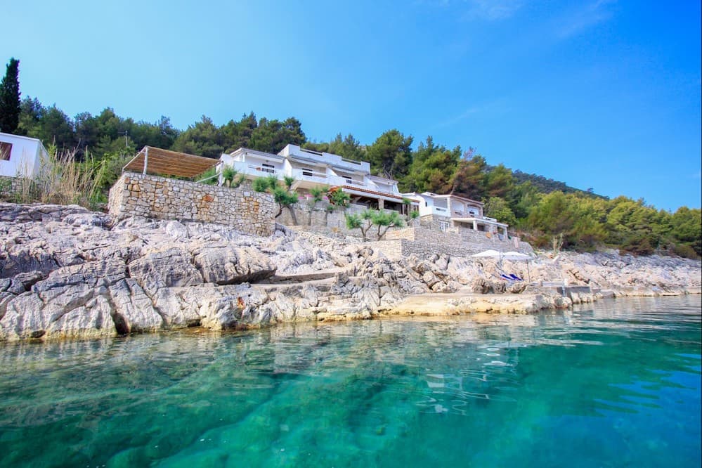Secluded holiday home Merlot - 2