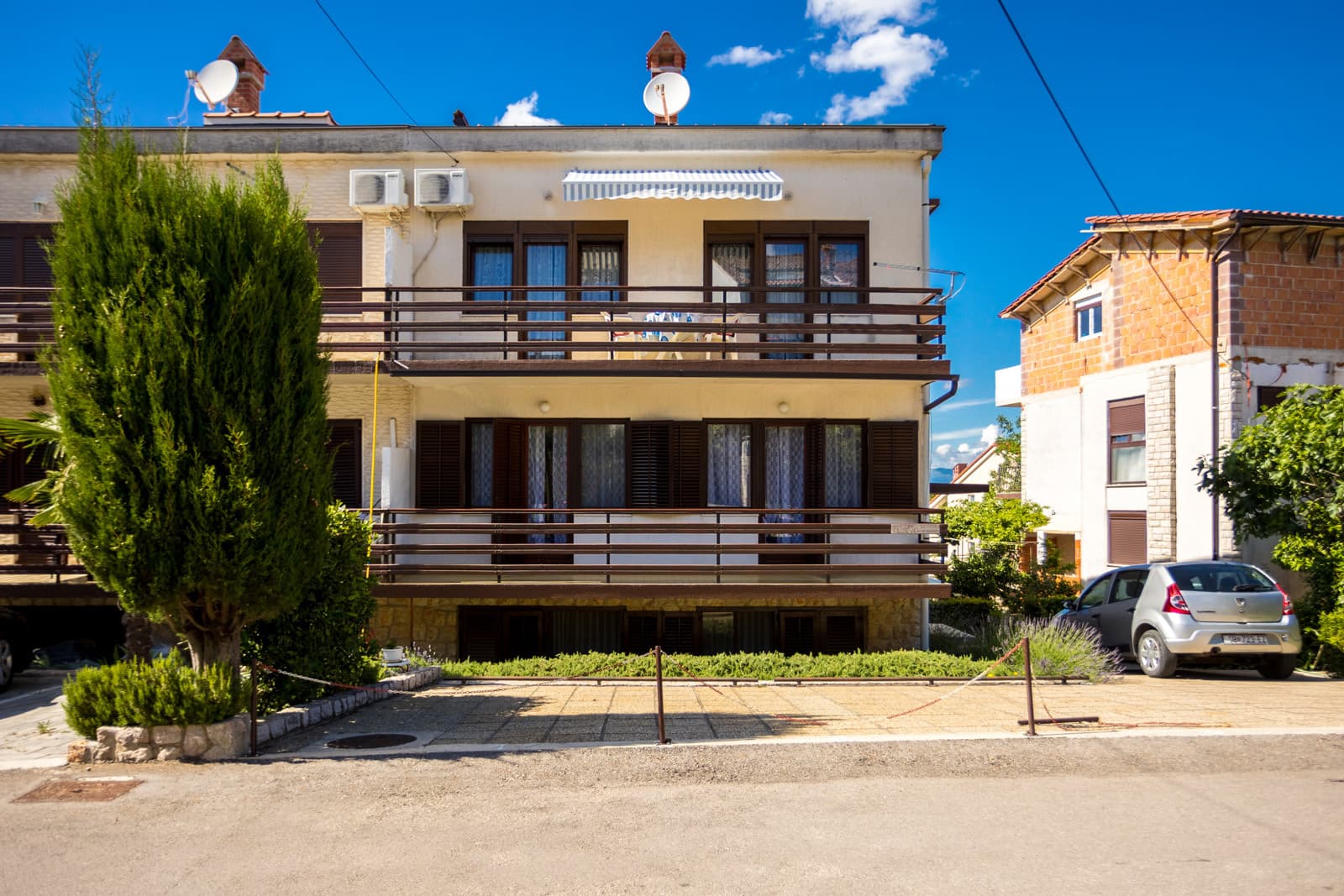 Apartments 400-151 - 2