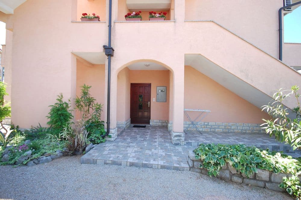 Apartments 400-124 - 4